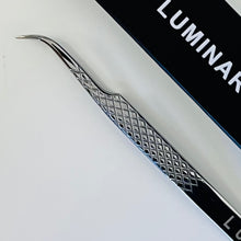 Load image into Gallery viewer, Platinum J Curved Tweezer
